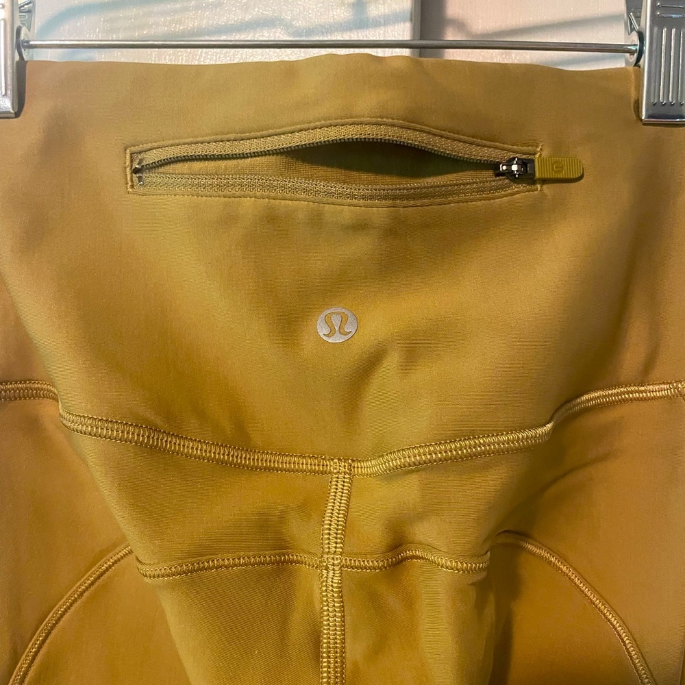 Lululemon fleece lined leggings, size 4.